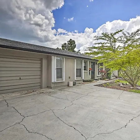 Boho-Style Escape With Patio About 3 Mi To Bonita Beach!